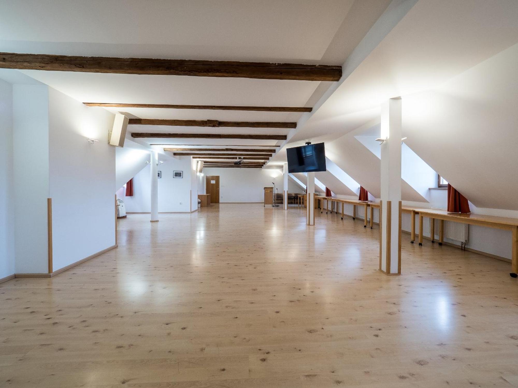 Klaster Hejnice - Vzdelavaci, Konferencni A Poutni Dum Exterior photo