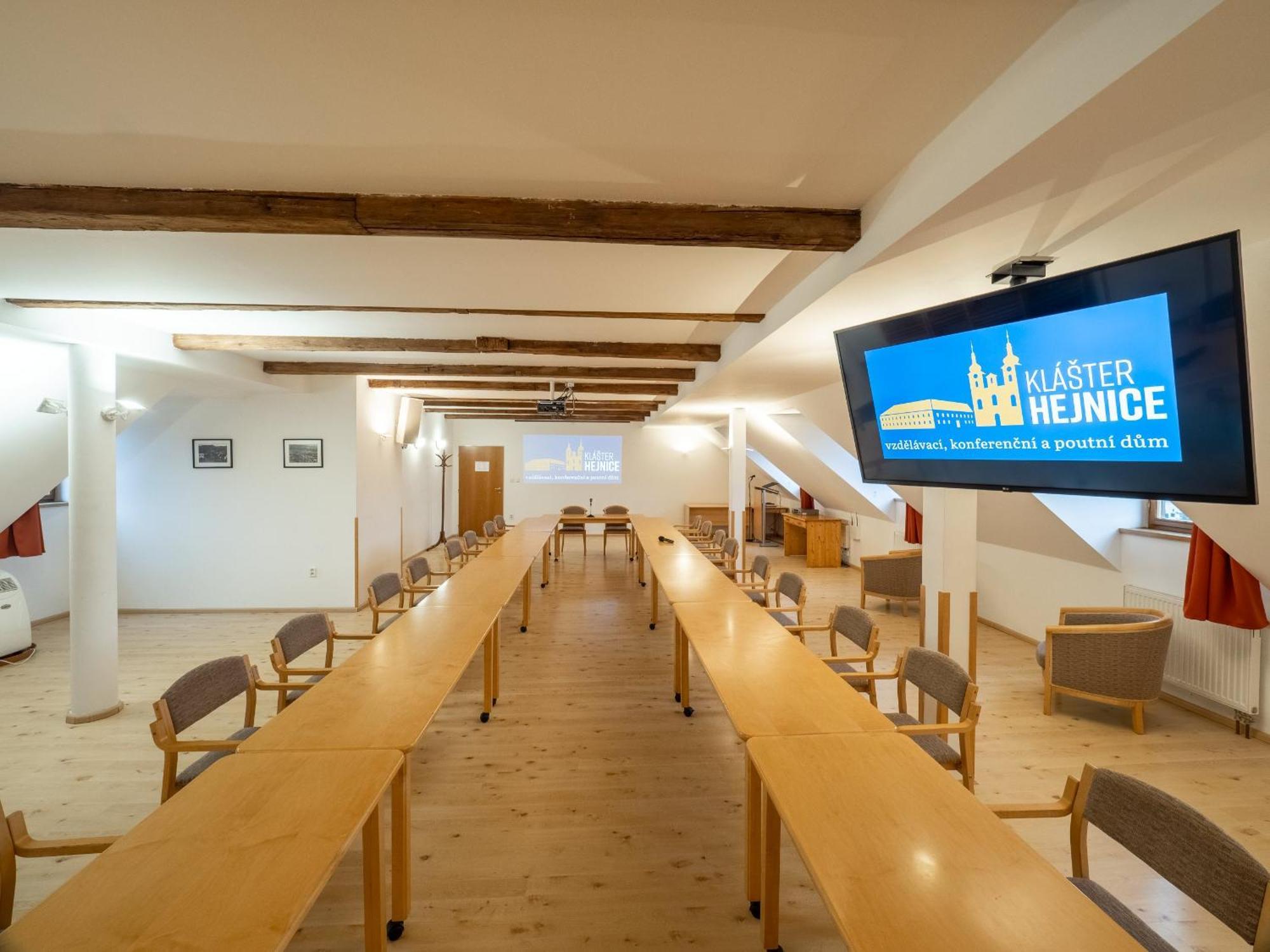 Klaster Hejnice - Vzdelavaci, Konferencni A Poutni Dum Exterior photo
